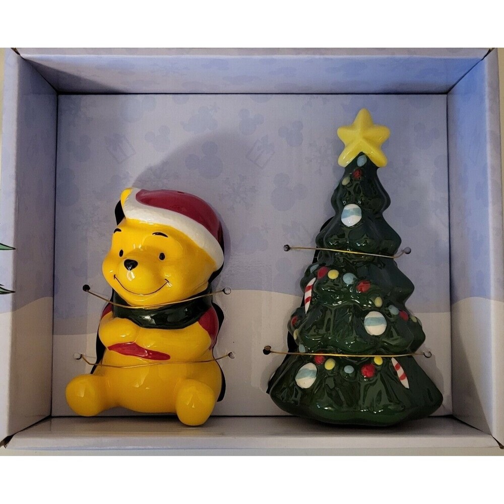 Disney Winnie the Pooh Christmas Tree Ceramic Salt & Pepper Shaker Set